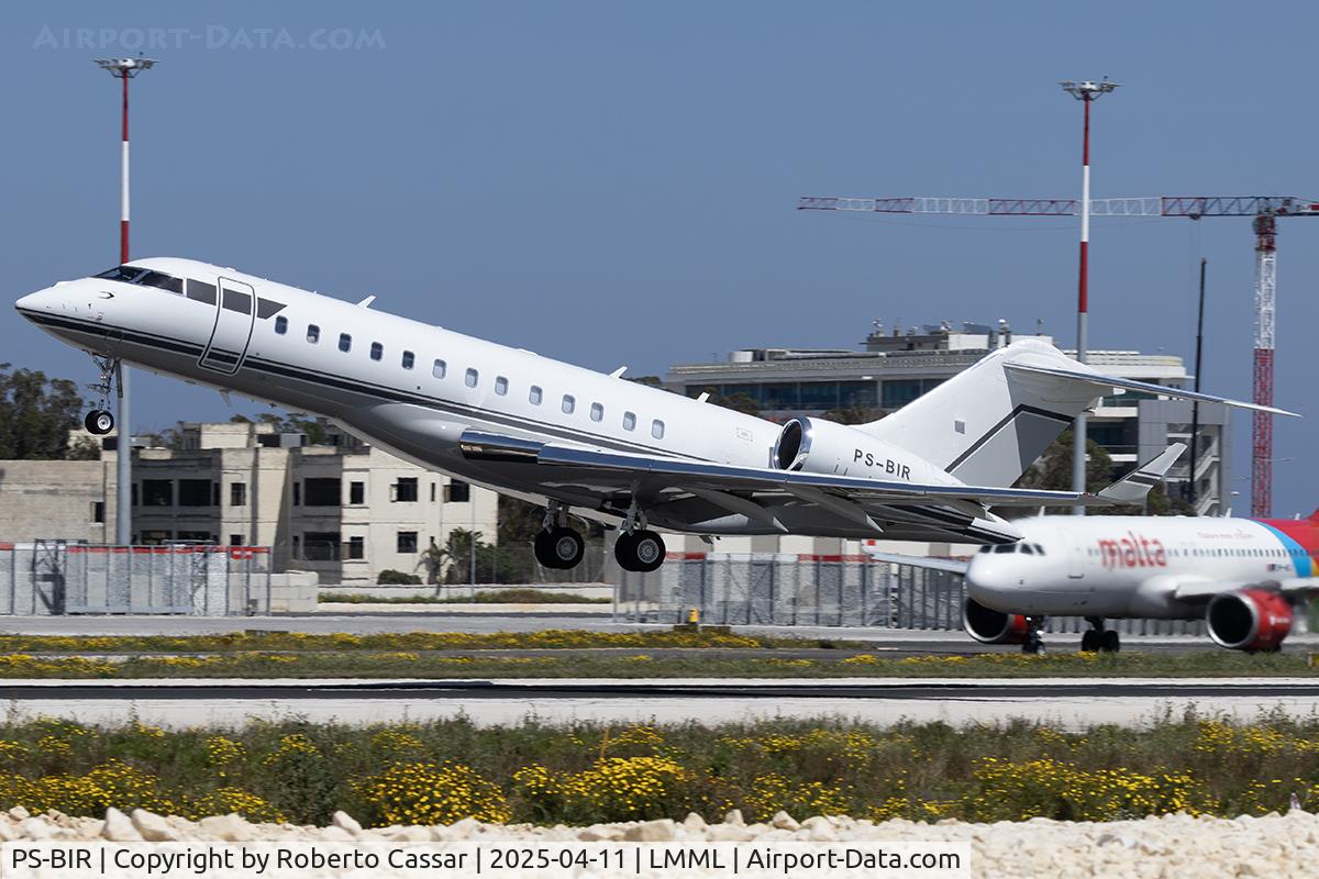 PS-BIR, 2012 Bombardier BD-700-1A10 Global 6000 C/N 9514, Runway 31