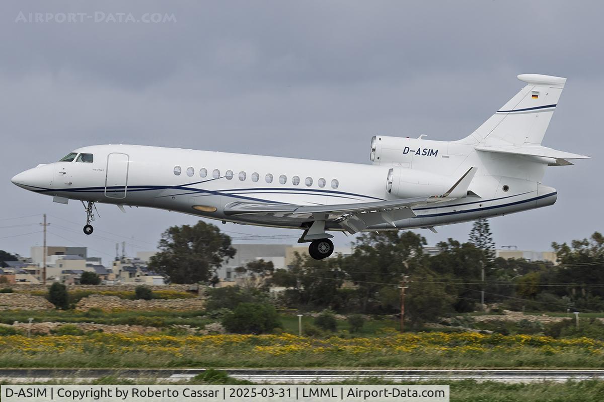 D-ASIM, 2013 Dassault Falcon 7X C/N 106, Runway 31