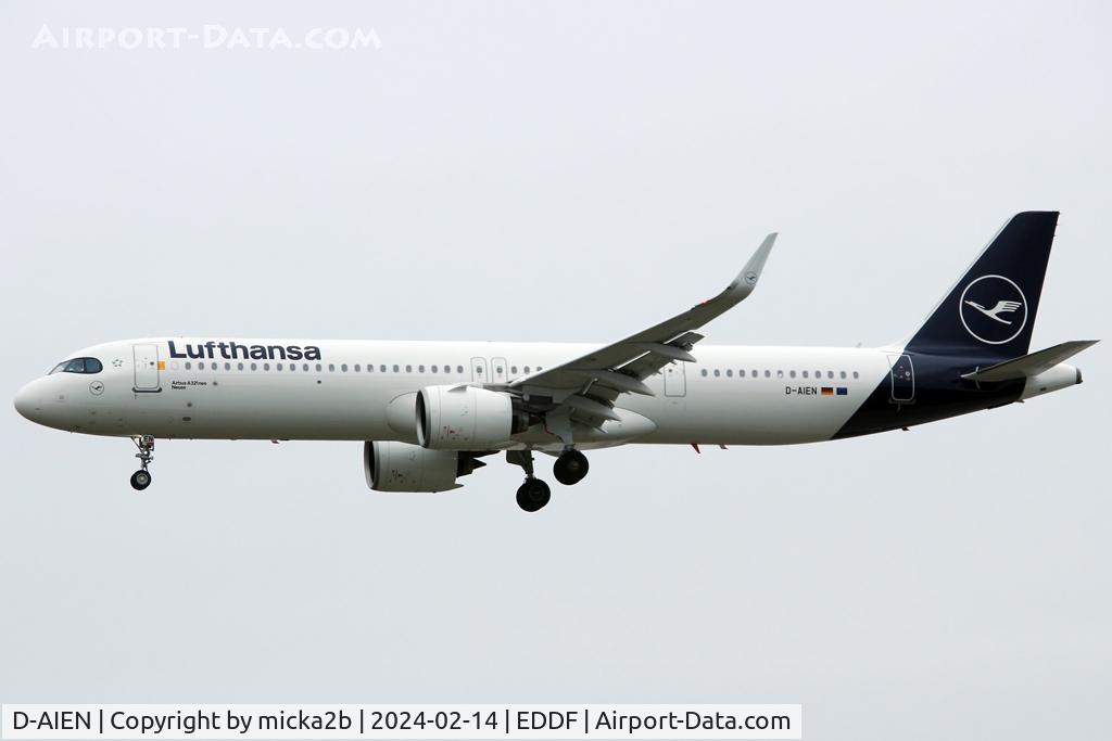 D-AIEN, 2022 Airbus A321-271NX C/N 10859, Landing