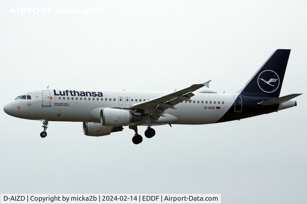D-AIZD, 2010 Airbus A320-214 C/N 4191, Landing