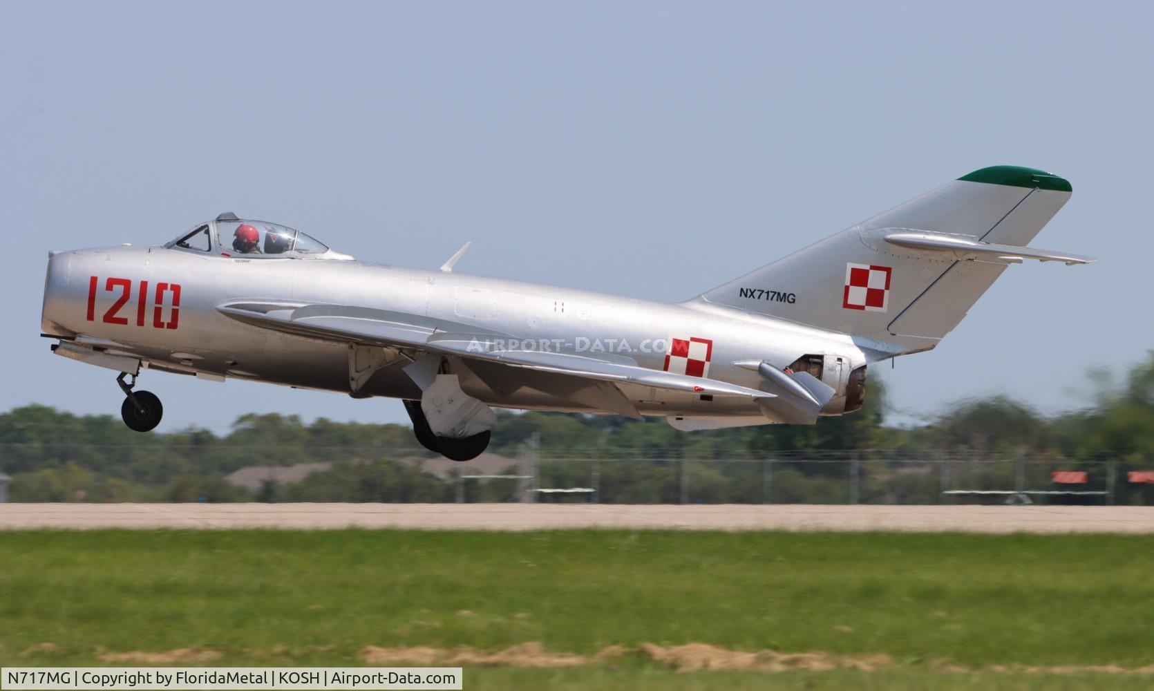 N717MG, 1957 PZL-Mielec Lim-5 (MiG-17F) C/N 1C1210, Mig-17 zx