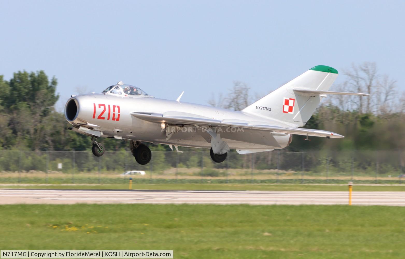N717MG, 1957 PZL-Mielec Lim-5 (MiG-17F) C/N 1C1210, Mig-17 zx