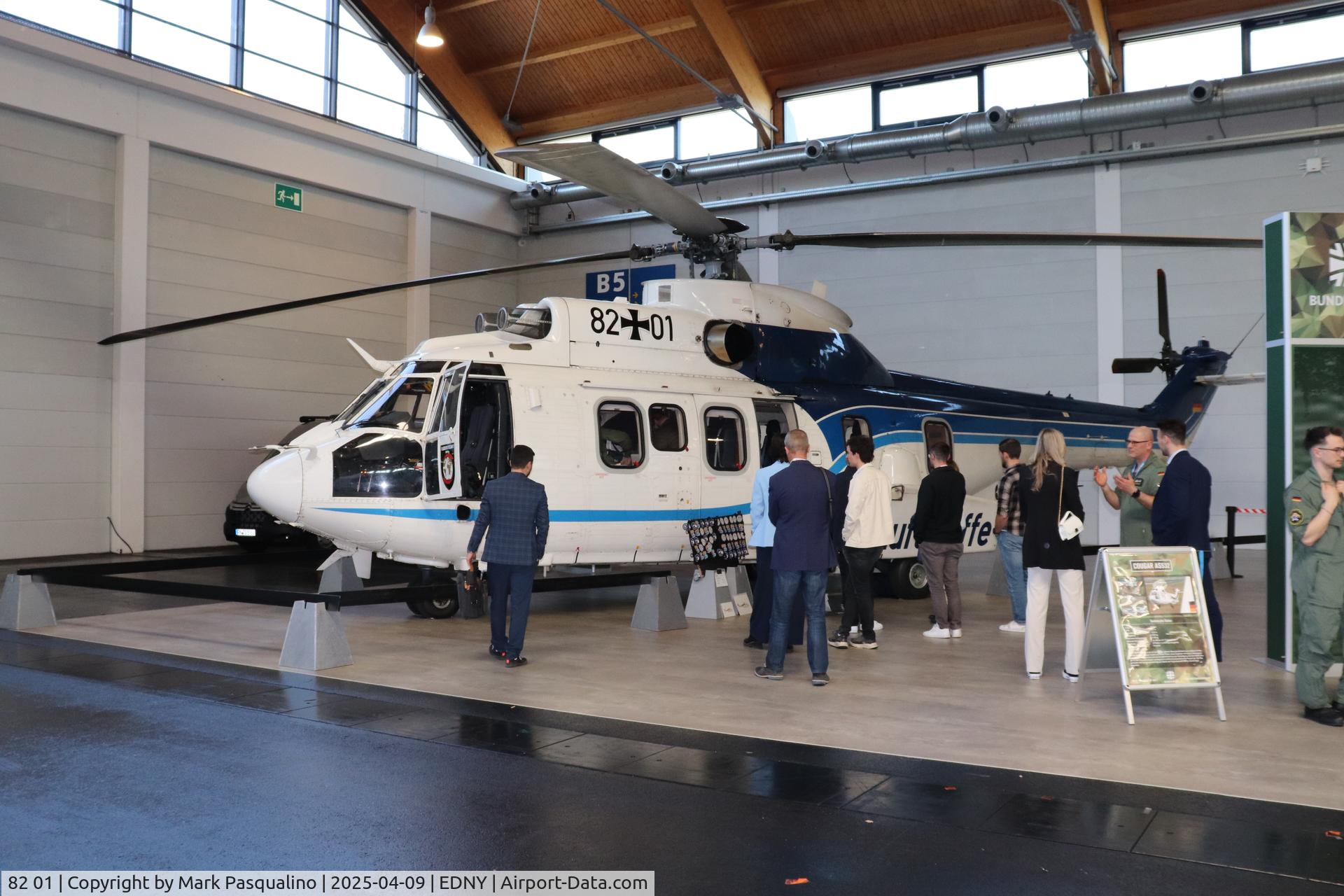 82 01, Eurocopter AS-532U2 Cougar C/N 2449, Eurocopter AS-532U2 Cougar