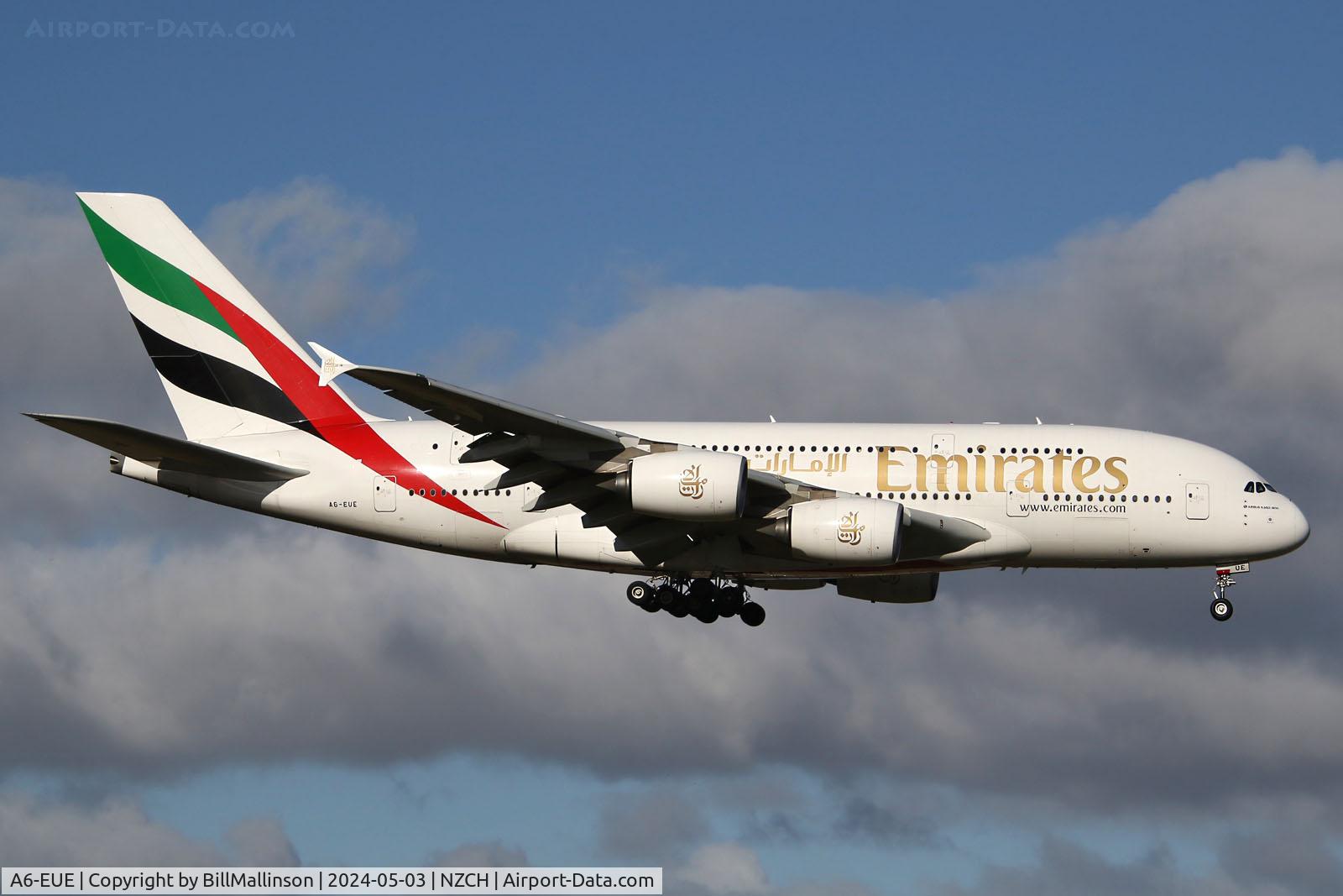 A6-EUE, 2016 Airbus A380-861 C/N 217, as EK412 from SYD