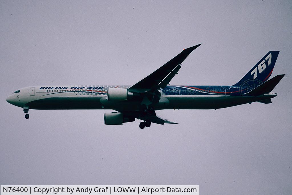 N76400, 2001 Boeing 767-432/ER C/N 29705, BOEING 767-400