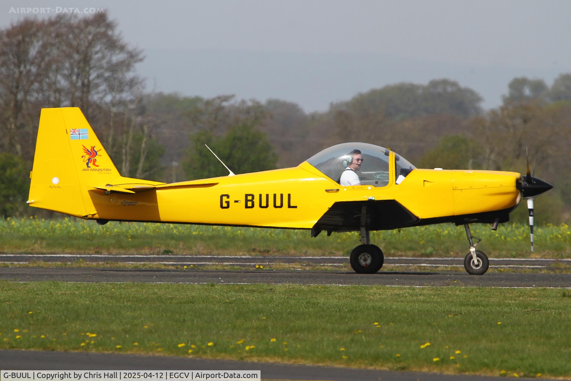 G-BUUL, 1993 Slingsby T-67M Firefly Mk2 C/N 2122, Vintage Piper fly in, Sleap