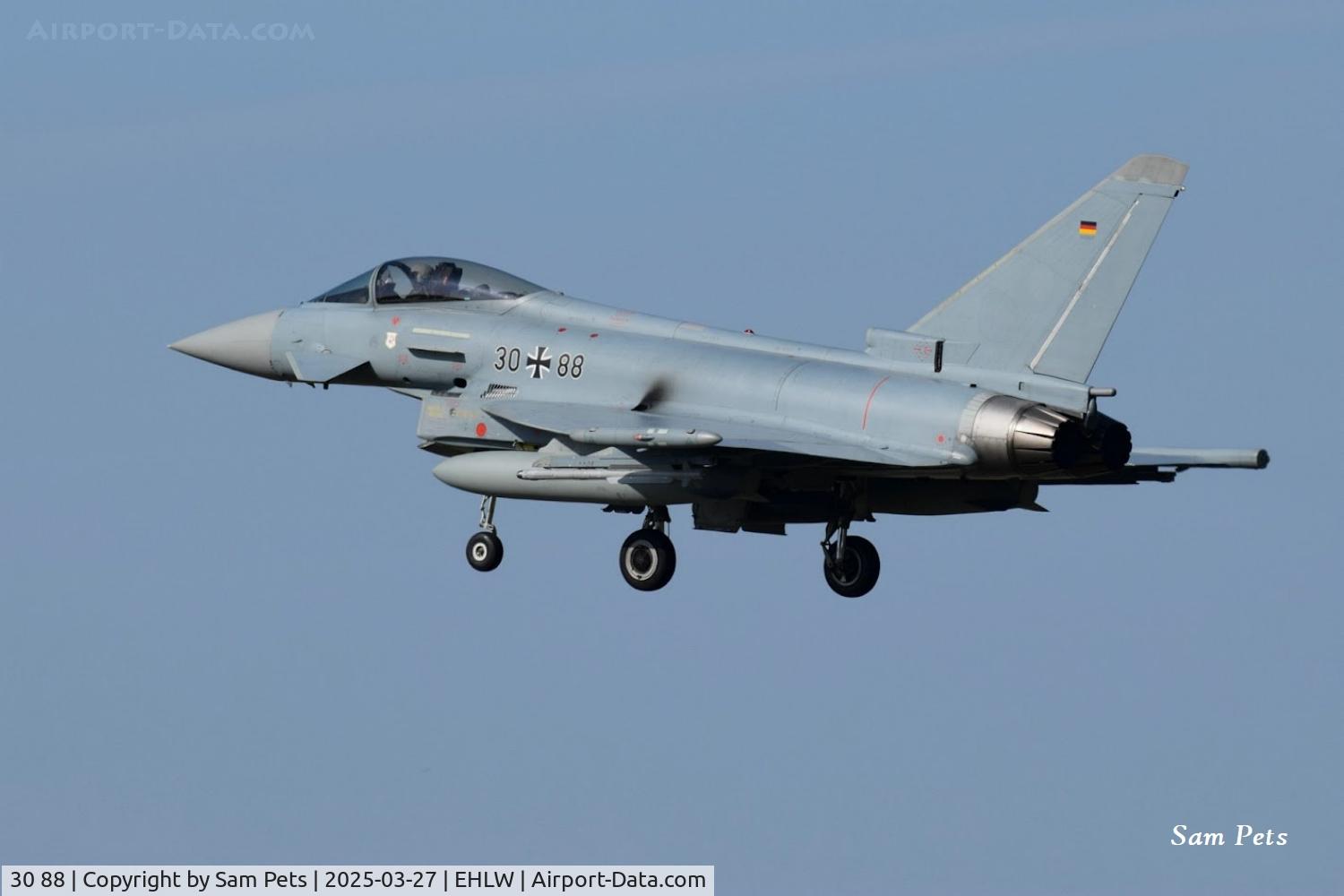 30 88, 2014 Eurofighter EF-2000 Typhoon S C/N GS067, Landing at Leeuwarden.