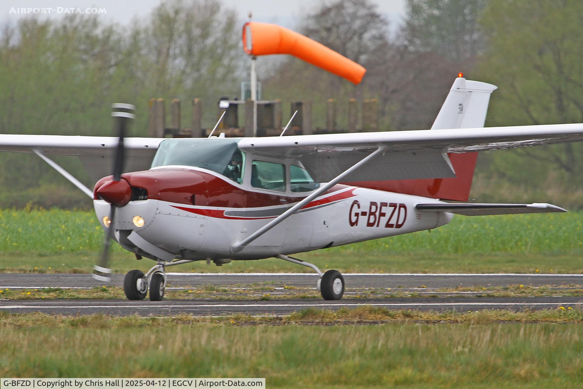 G-BFZD, 1978 Reims Cessna FR182 Skylane RG C/N 0010, Vintage Piper fly in, Sleap