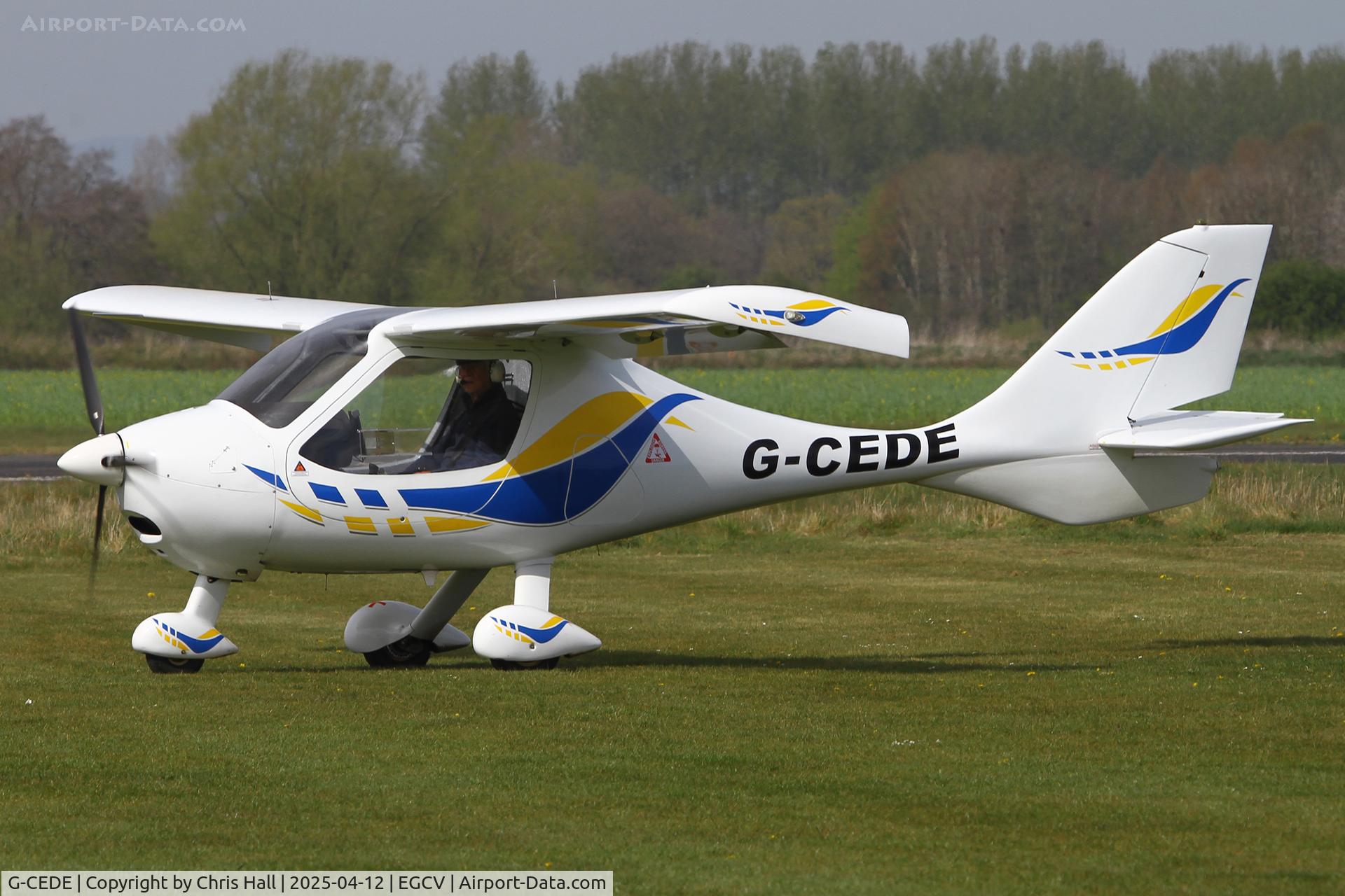 G-CEDE, 2006 Flight Design CTSW C/N 8212, Vintage Piper fly in, Sleap