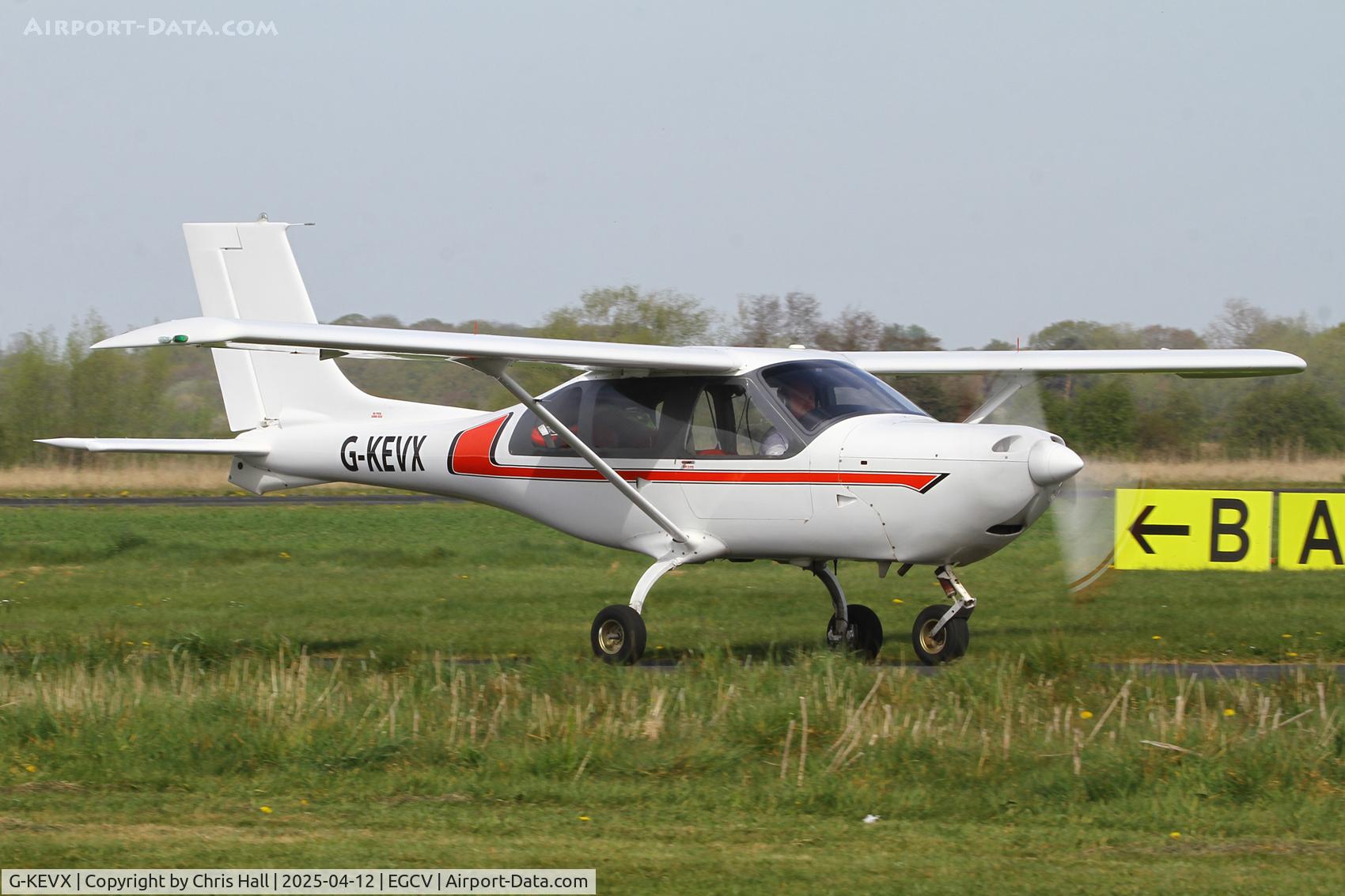 G-KEVX, 2005 Jabiru J400 C/N PFA 325-14098, Vintage Piper fly in, Sleap