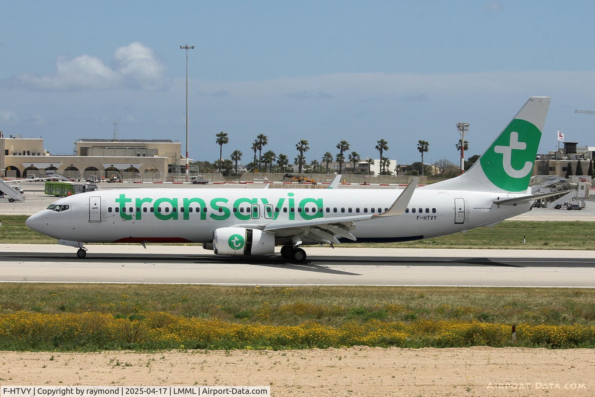 F-HTVY, 2013 Boeing 737-8JP C/N 39021, Boeing 737-800 F-HTVY of Transavia France just landed in Malta.