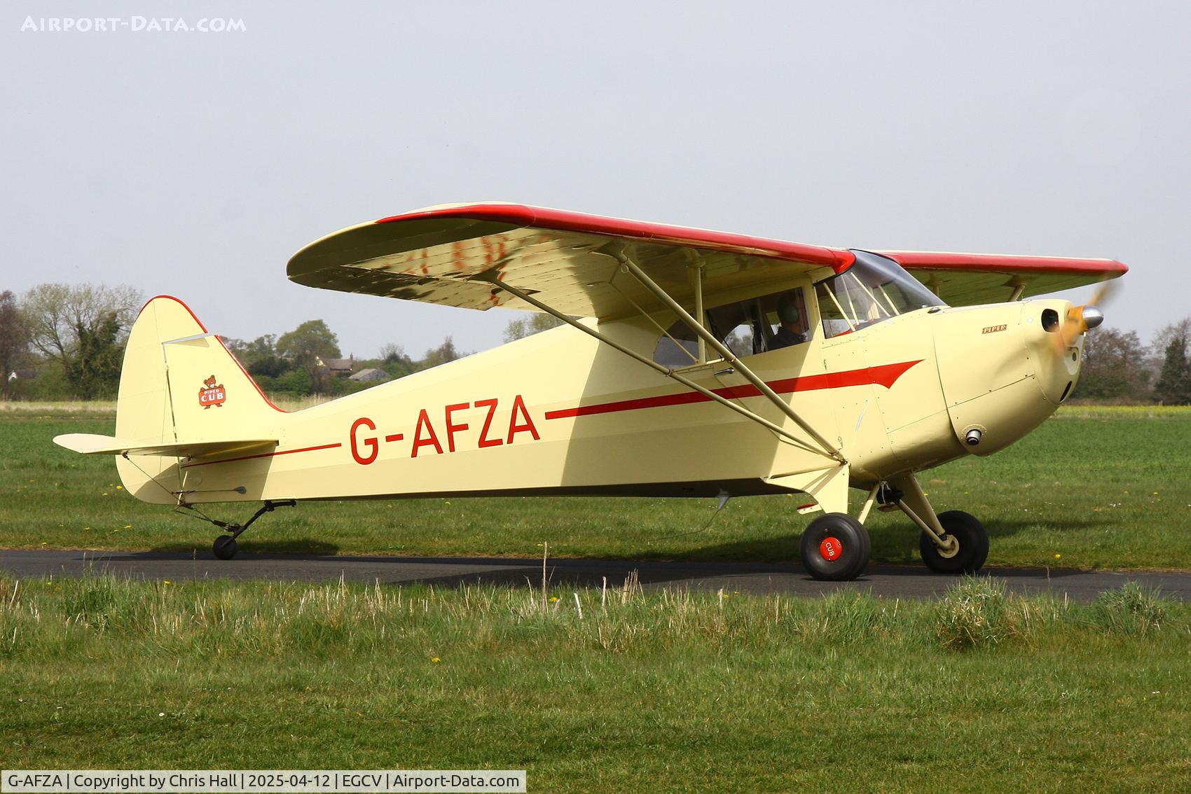G-AFZA, 1939 Piper J-4A Cub Coupe C/N 4-873, Vintage Piper fly in, Sleap