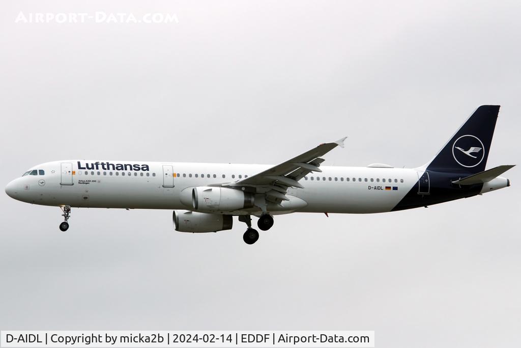 D-AIDL, 2011 Airbus A321-231 C/N 4881, Landing