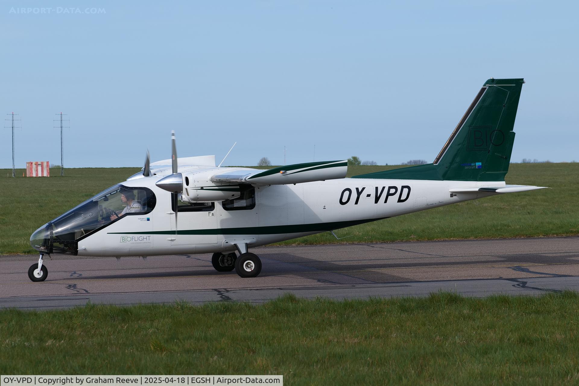 OY-VPD, Partenavia Vulcanair P-68 Observer 2 C/N 526-55-OB2, Just landed at Norwich.