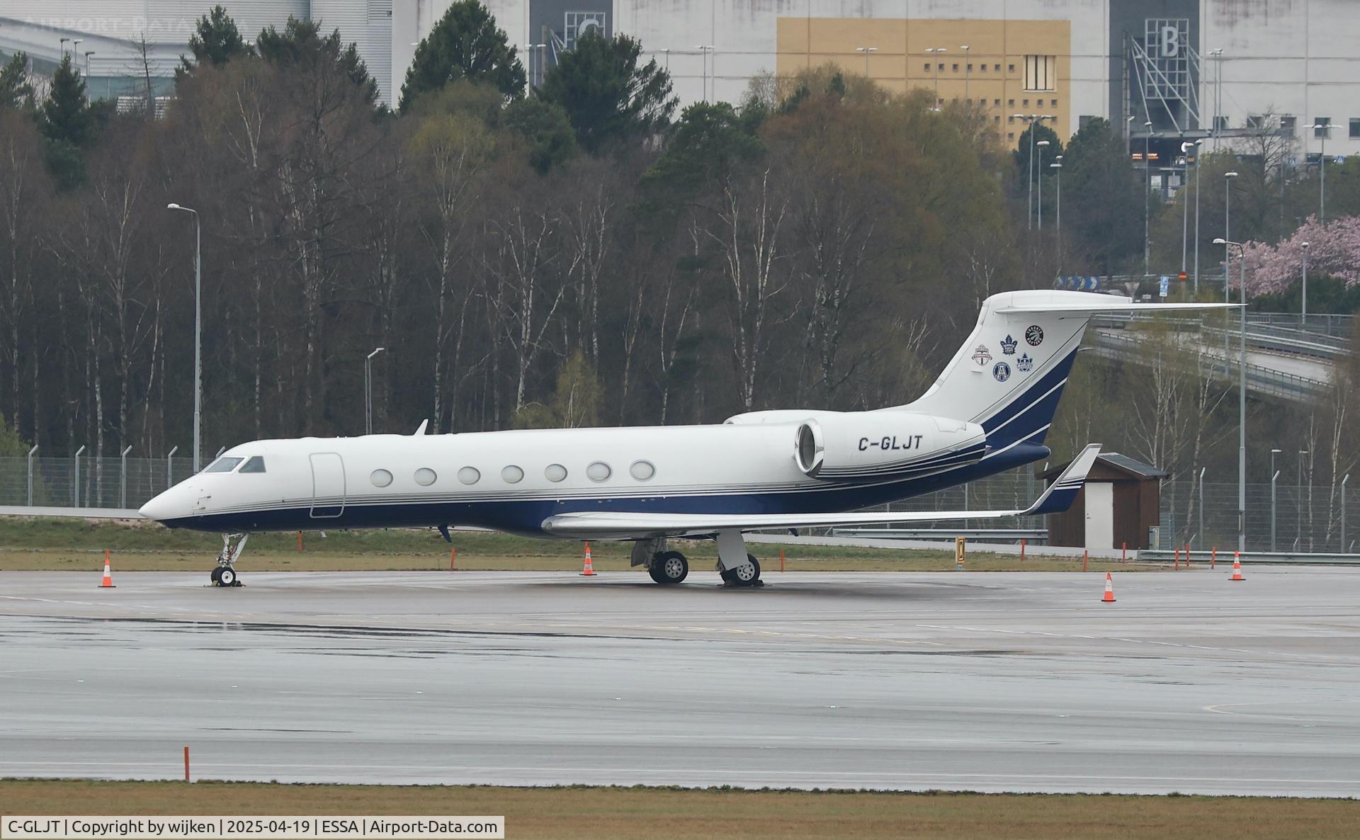 C-GLJT, Gulfstream Aerospace GV-SP (G550) C/N 5278, Ramp M