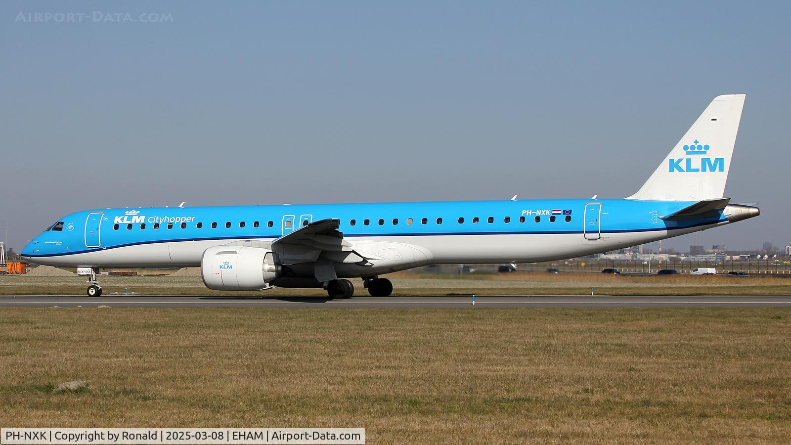 PH-NXK, 2022 Embraer E195-E2 C/N 19020066, at eham