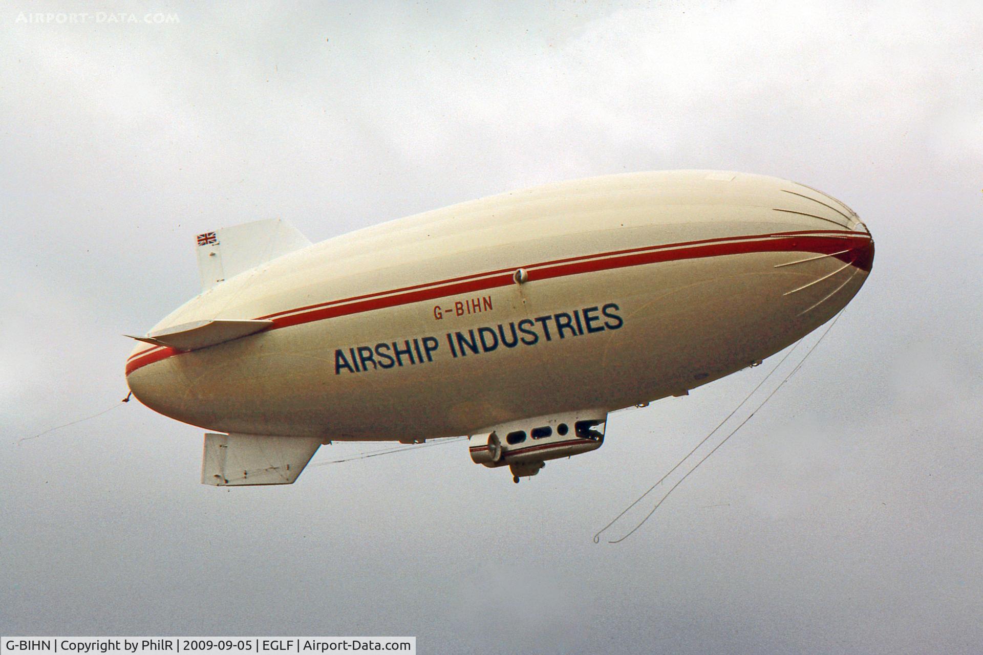 G-BIHN, 1981 Airship Industries Skyship 500 C/N 1214/02, G-BIHN 1981 Airship Industries Skyship 500 Farnborough Air Show