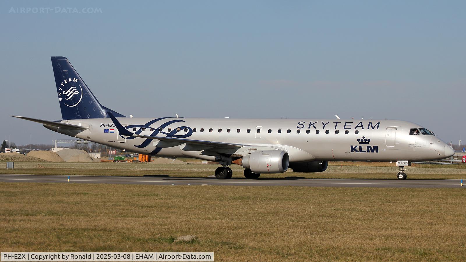 PH-EZX, 2012 Embraer 190LR (ERJ-190-100LR) C/N 19000545, at eham