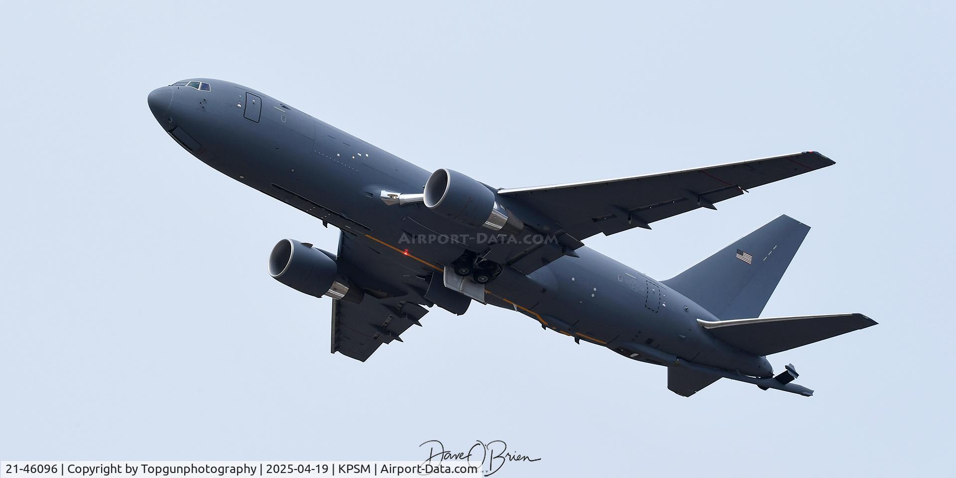 21-46096, 2022 Boeing KC-46A C/N 41915/1312, TOGA46 heads back to Travis after training with the 157th ARW.