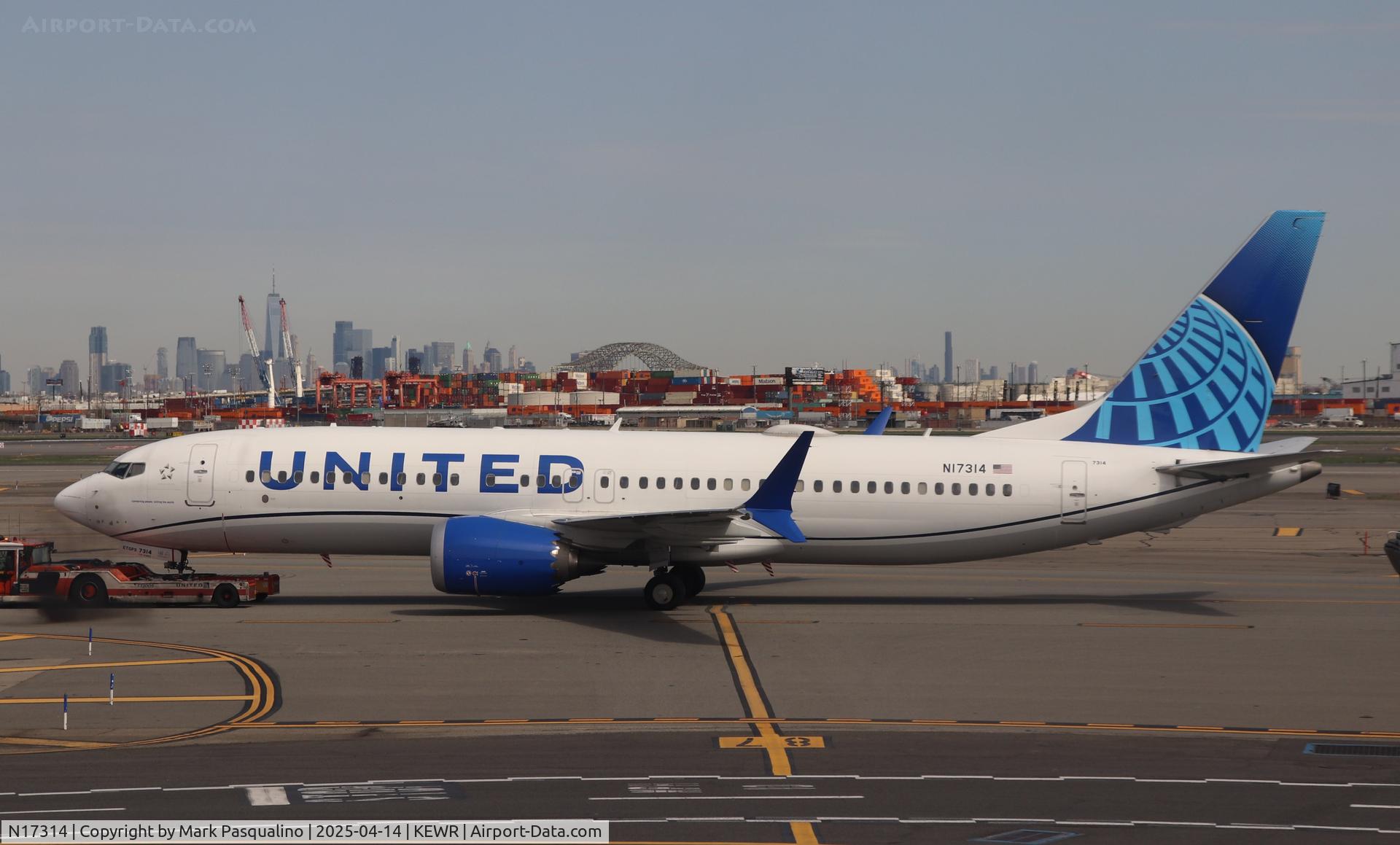 N17314, 2023 Boeing 737-8 MAX C/N 67569, Boeing 737-8 MAX