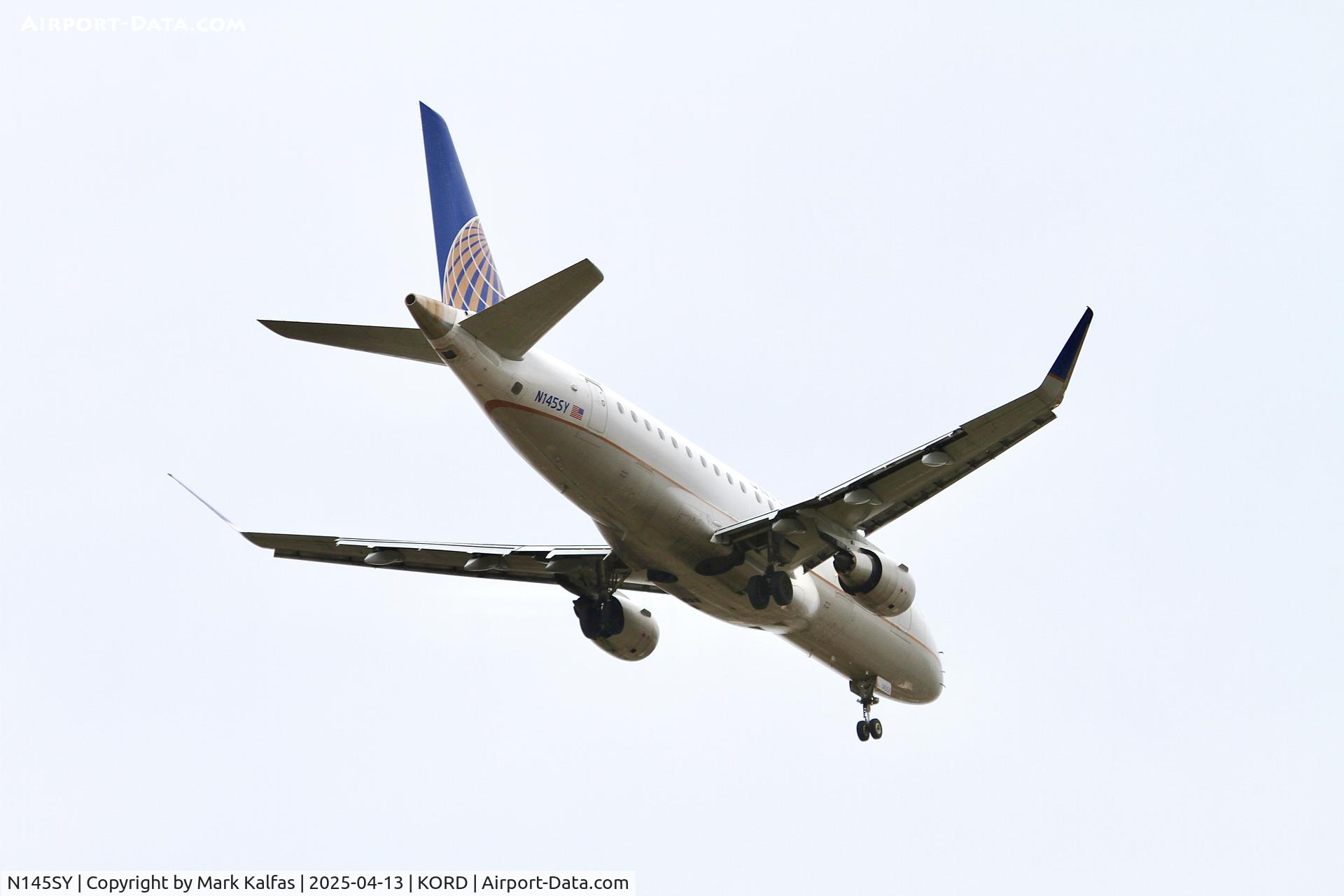 N145SY, 2015 Embraer 175LR (ERJ-170-200LR) C/N 17000484, E75L SkyWest/United Express EMBRAER 175 N145SY 10R approach KORD