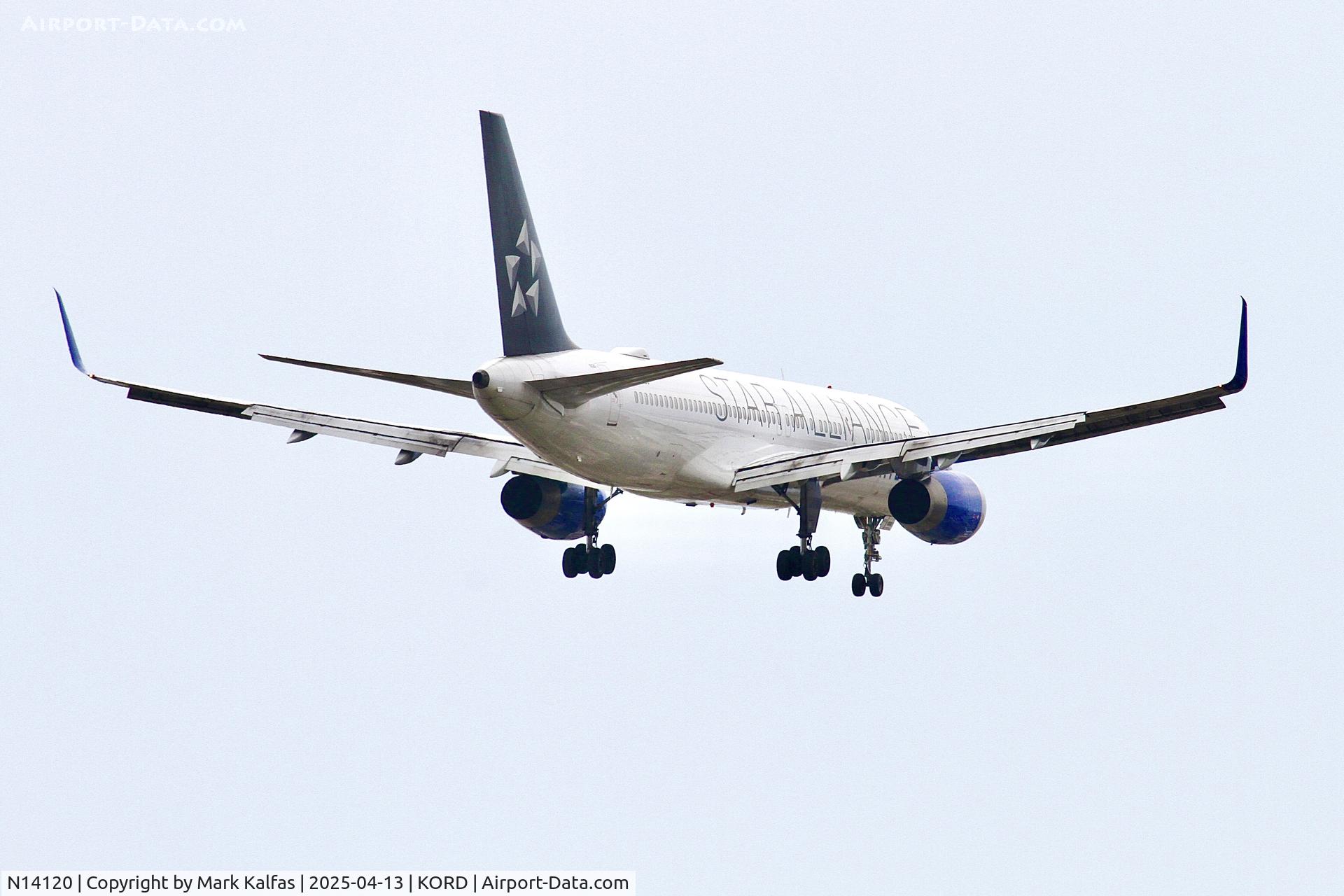 N14120, 1997 Boeing 757-224 C/N 27562, B752 United Airlines Boeing 757-224 N14120 arriving  from IAD on 10R KORD