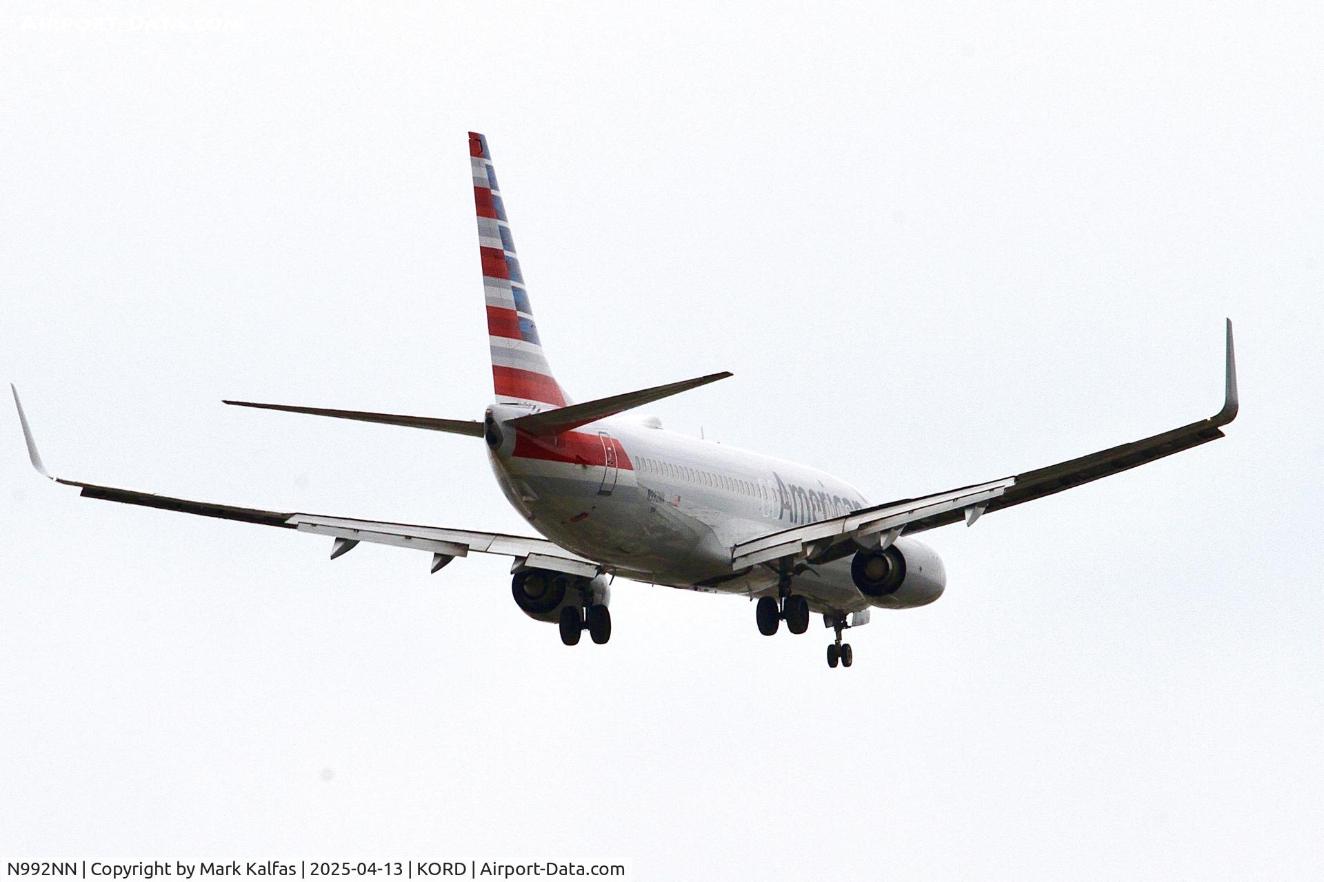 N992NN, 2016 Boeing 737-823 C/N 31244, B738 American Airlines  Boeing 737-823, N992NN 10R approach KORD