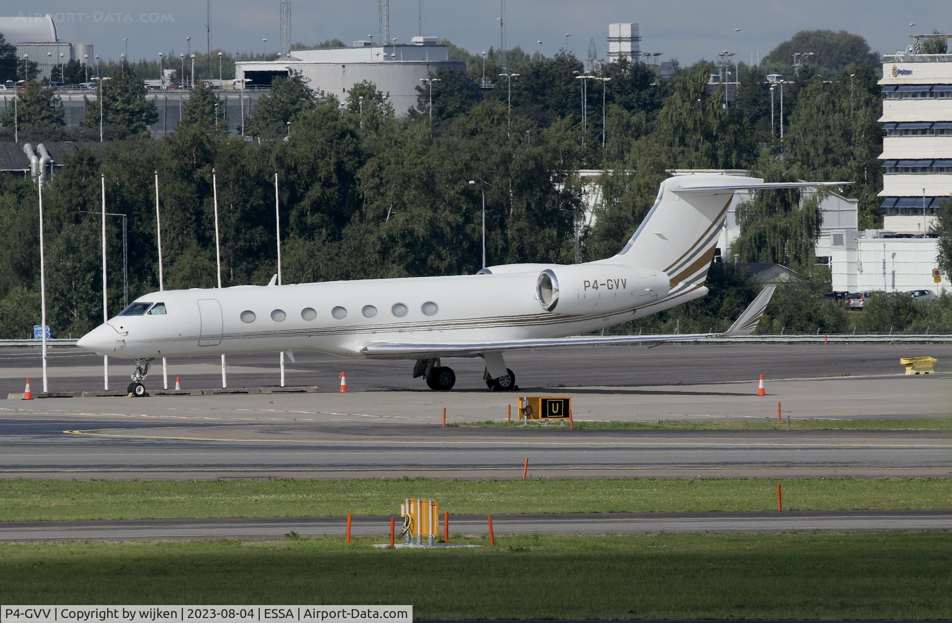 P4-GVV, Gulfstream Aerospace GV-SP (G550) C/N 5185, Ramp M