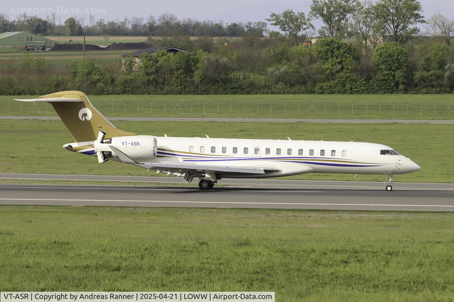 VT-ASR, 2022 Bombardier BD-700-2A12 Global 7500 C/N 70129, Reliance Industries Global 7500