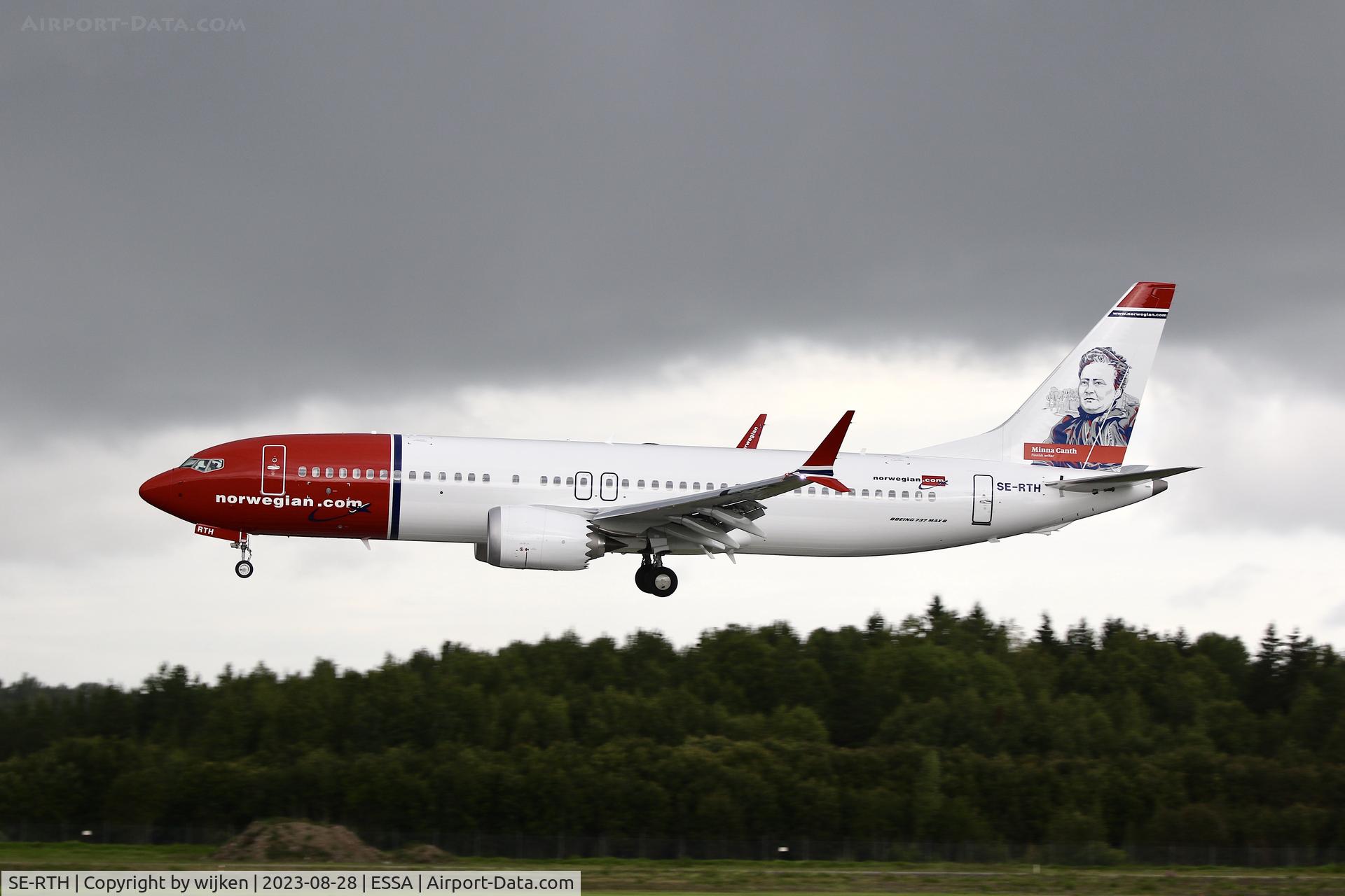SE-RTH, 2023 Boeing 737-8 MAX C/N 62928, Rwy 26