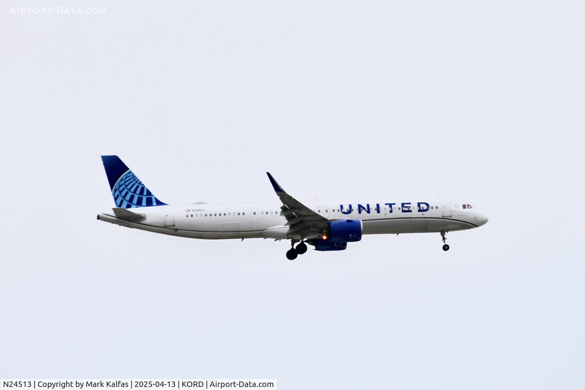 N24513, 2024 Airbus A321- 271NX C/N 11850, A21N United Airlines A321- 271NX N24513 arriving on 10C KORD