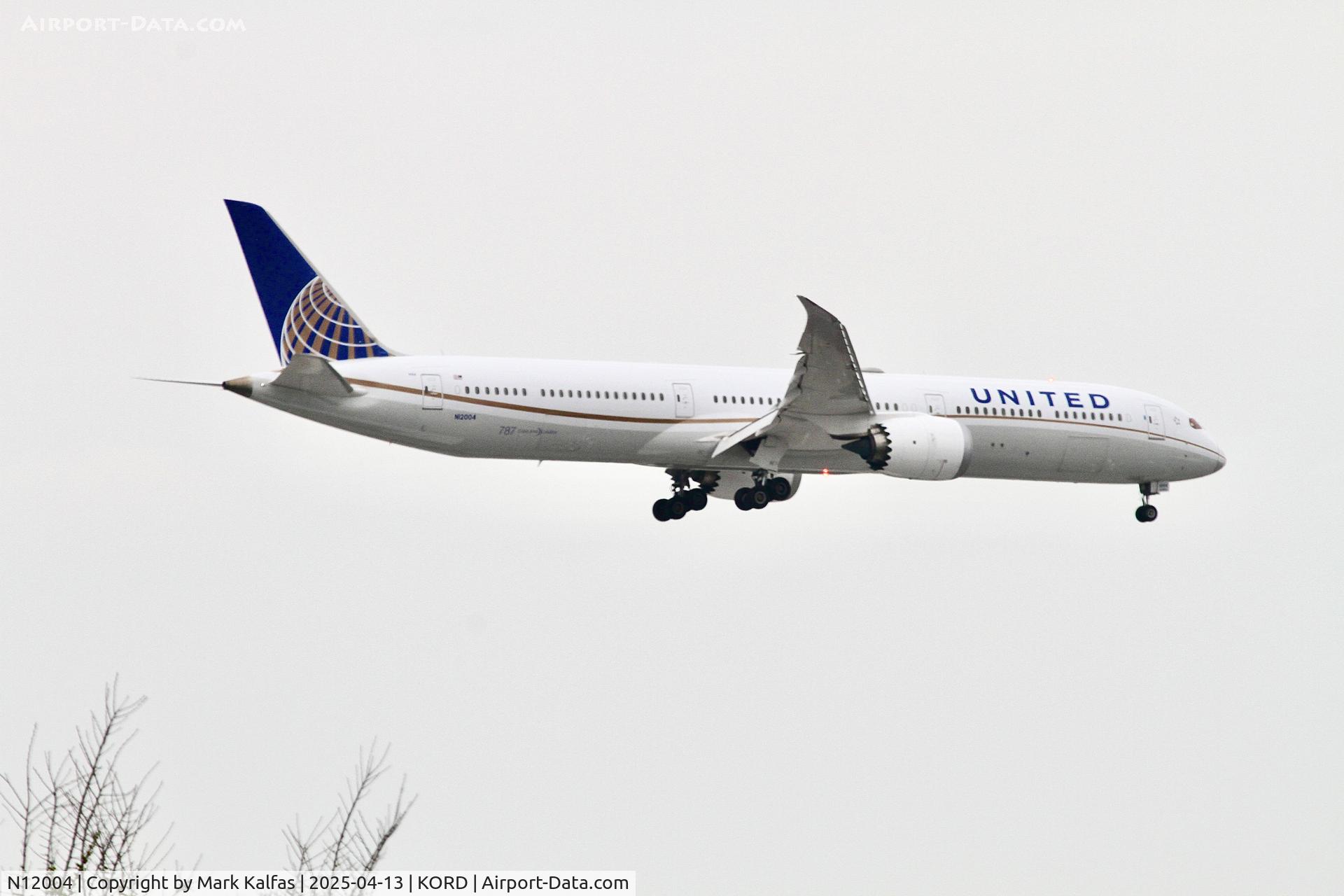 N12004, 2019 Boeing 787-10 Dreamliner Dreamliner C/N 60139, B78X United Airlines BOEING 787-10 Dreamliner N12004 arriving 10C KORD