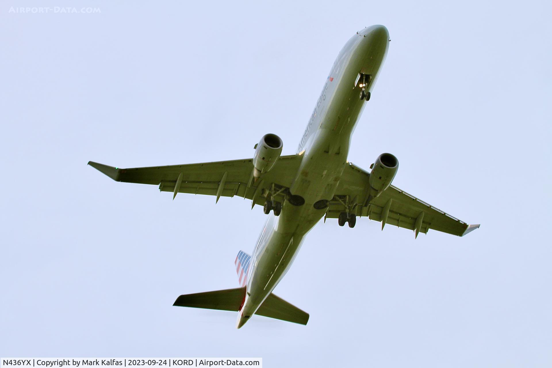 N436YX, 2014 Embraer 175LR (ERJ-170-200LR) C/N 17000424, E175L Republic Airlines / American Eagle Embraer 175LR N436YX RPA4263 BOS-ORD
