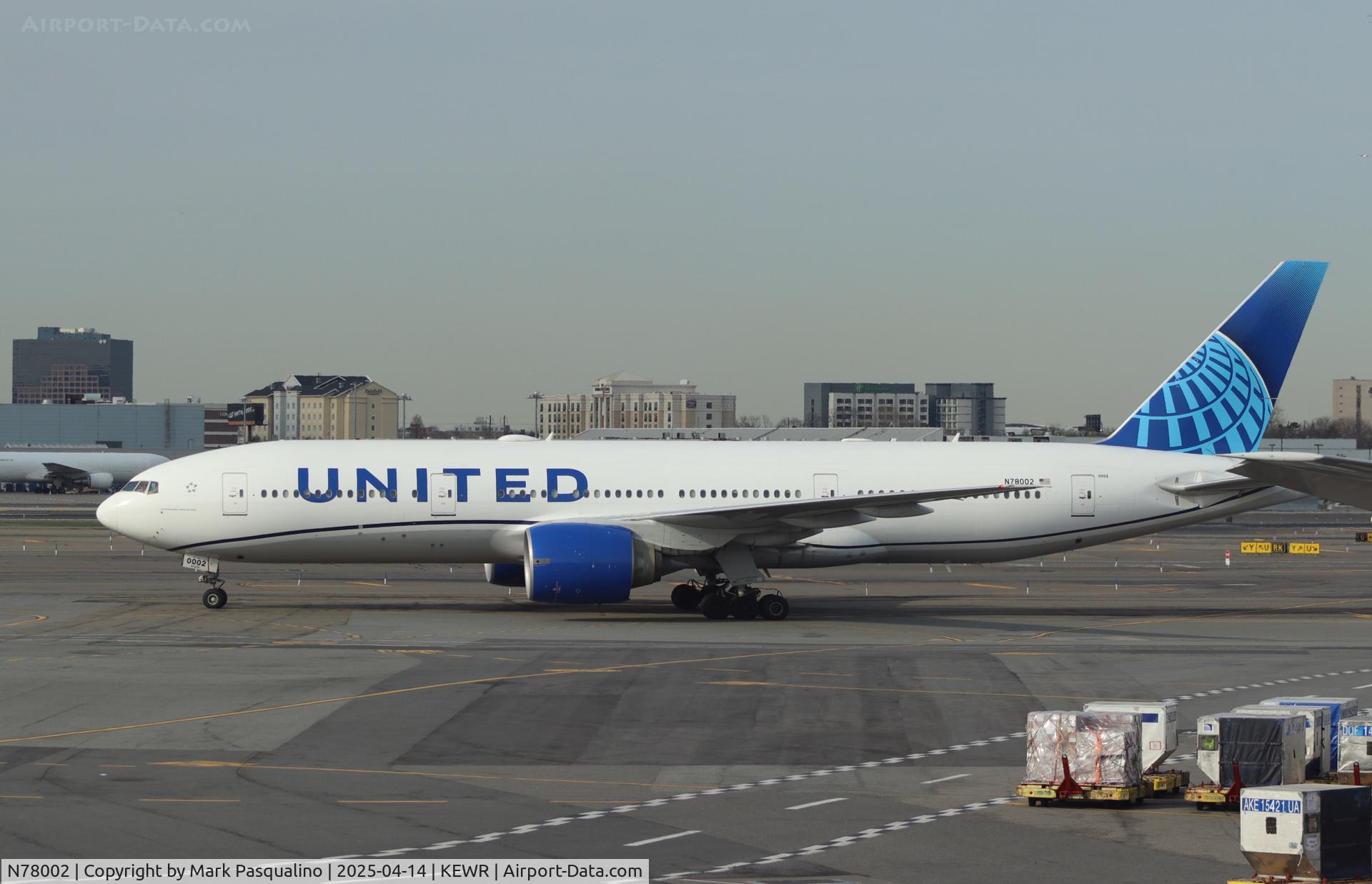 N78002, 1998 Boeing 777-224 C/N 27578, Boeing 777-224
