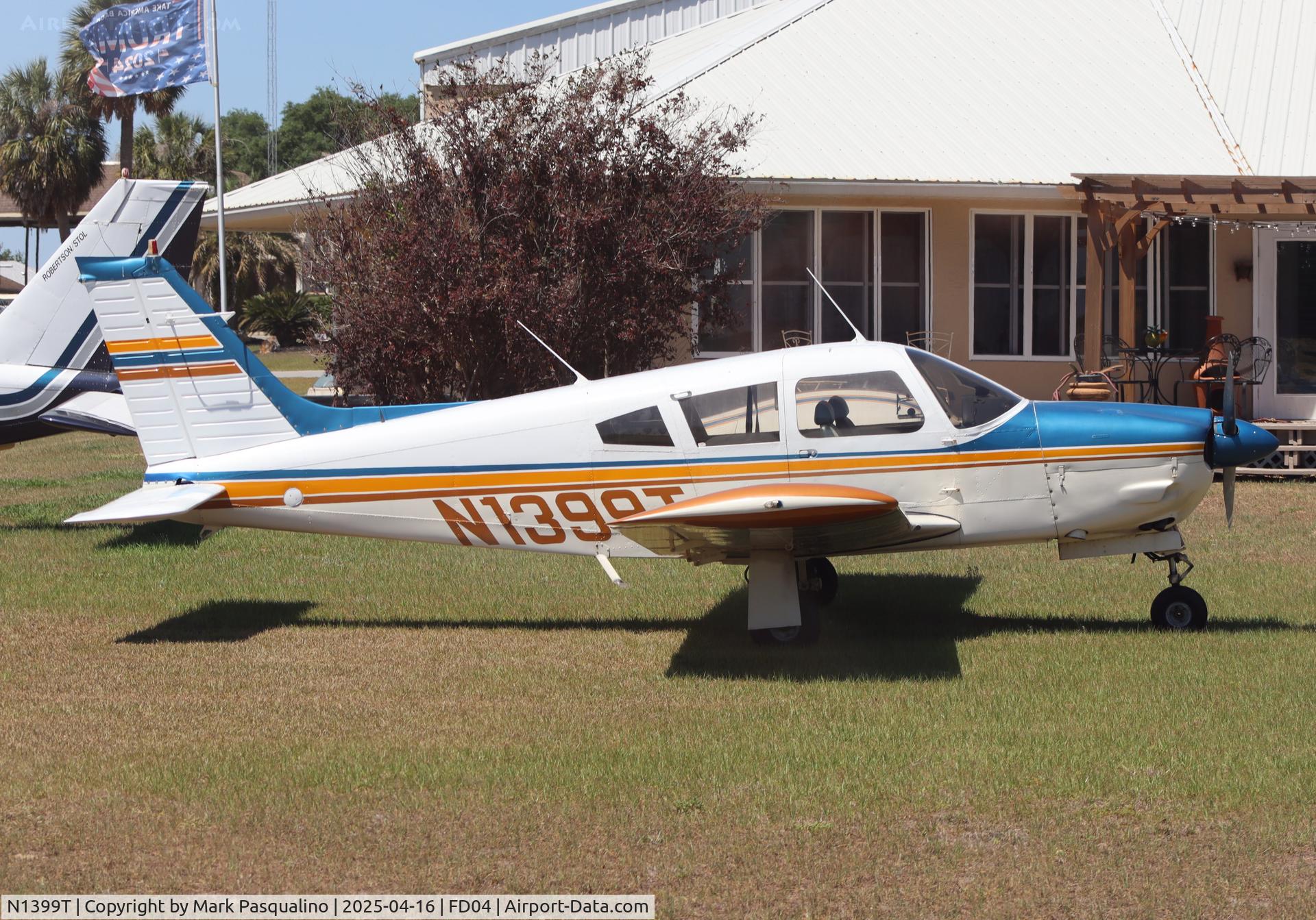 N1399T, 1972 Piper PA-28R-200 C/N 28R-7235278, Piper PA-28R-200