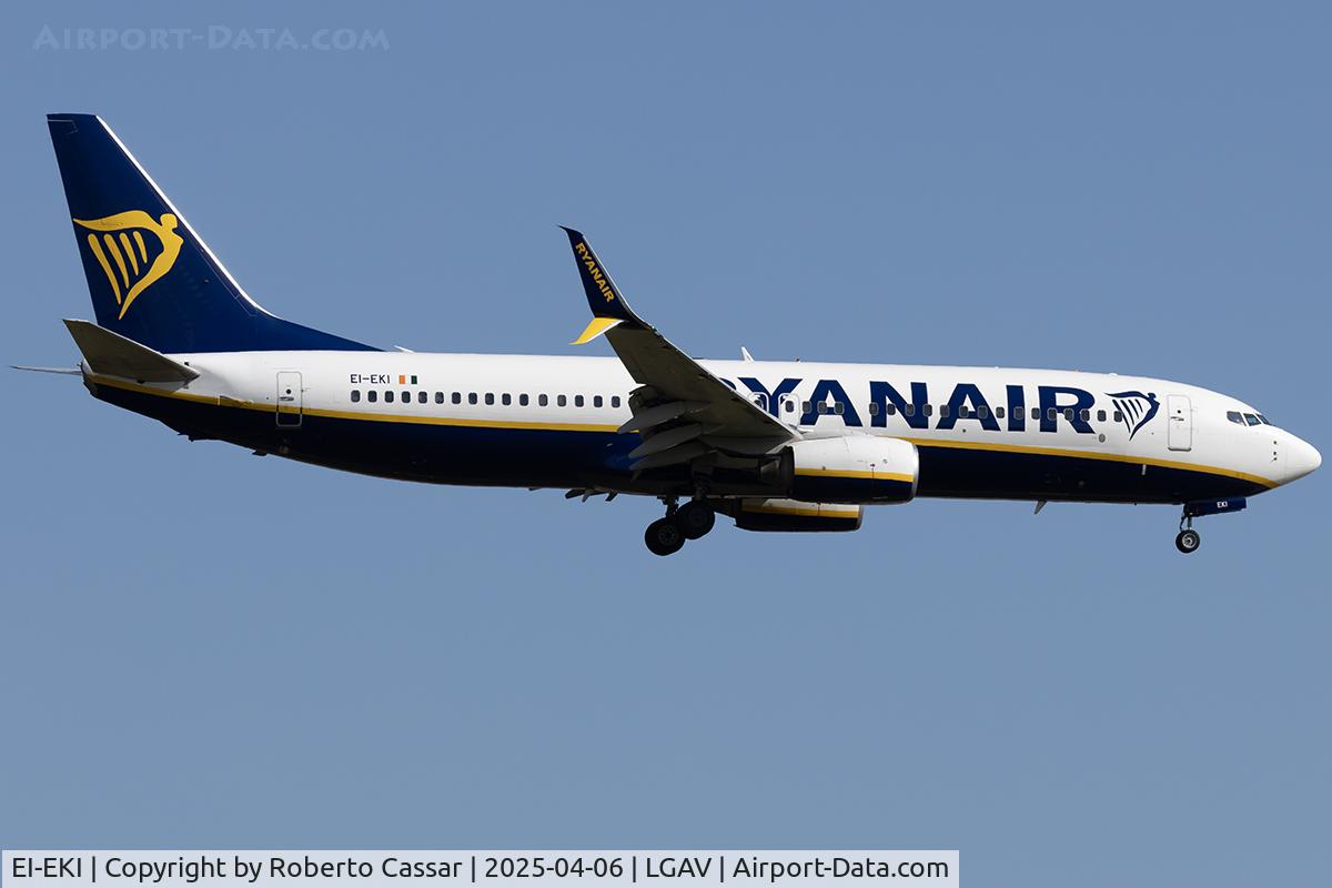 EI-EKI, 2010 Boeing 737-8AS C/N 38496, Athens Eleftherios Venizelos Airport