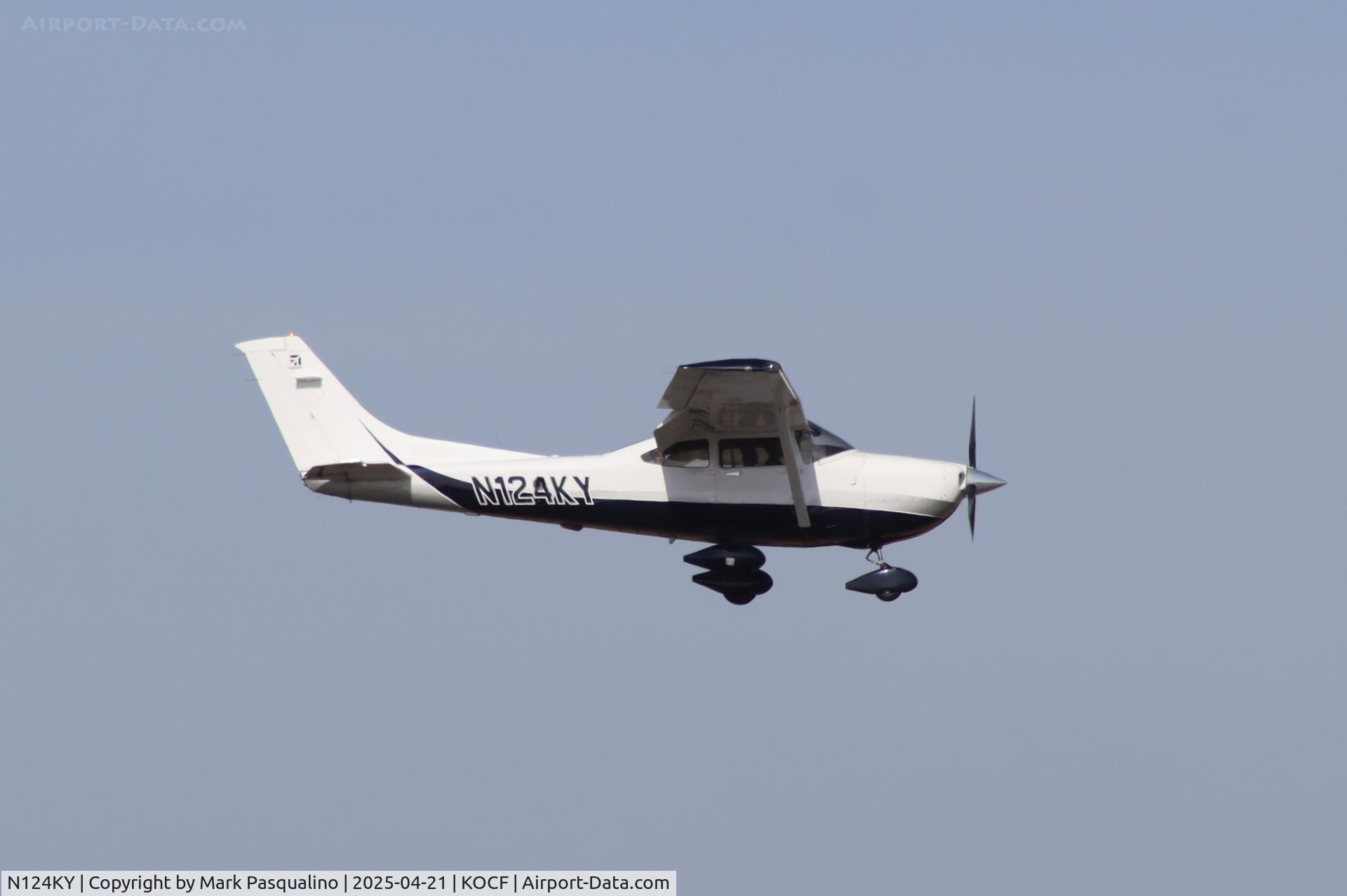N124KY, 2005 Cessna T182T Turbo Skylane C/N T18208453, Cessna T182T
