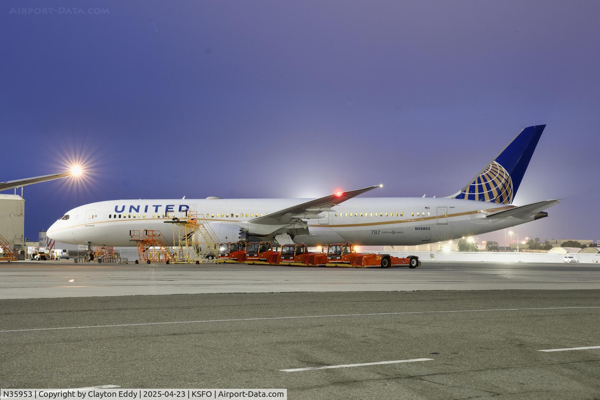 N35953, 2015 Boeing 787-9 Dreamliner C/N 36404, SFO 2025
