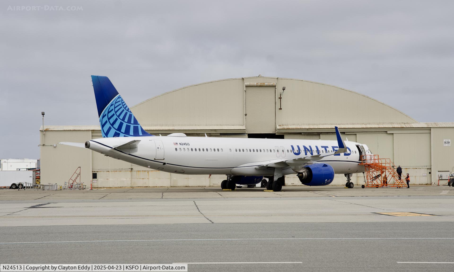 N24513, 2024 Airbus A321- 271NX C/N 11850, SFO 2025