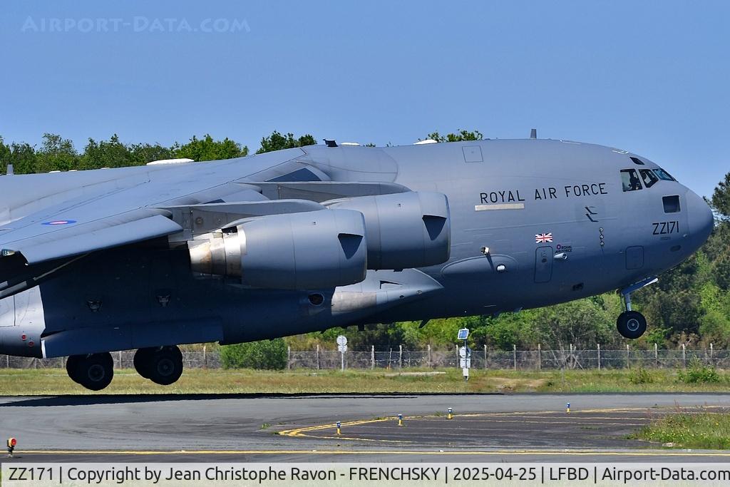 ZZ171, 2000 Boeing C-17A Globemaster III C/N F-007, Brize Norton (BZZ)	Bordeaux (BOD)	RRR6254