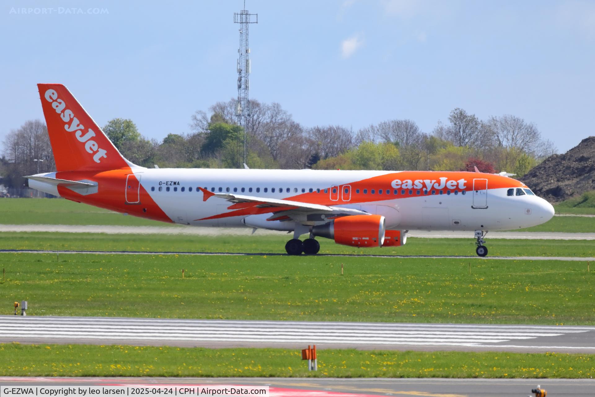 G-EZWA, 2012 Airbus A320-214 C/N 5201, Copenhagen 24.4.2025