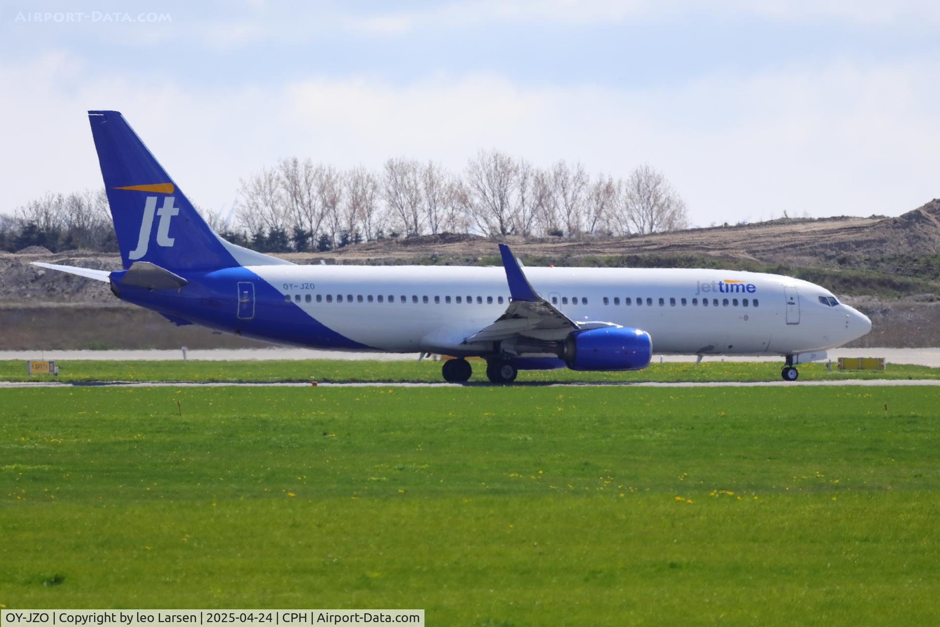 OY-JZO, 2013 Boeing 737-8U3 C/N 38072, Copenhagen 24.4.2025