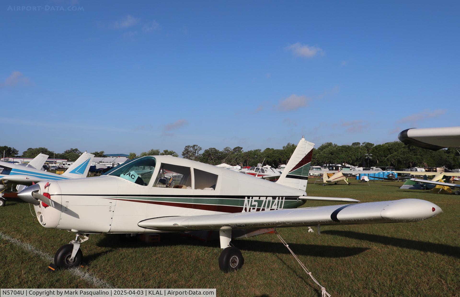 N5704U, 1969 Piper PA-28-140 C/N 28-26501, Piper PA-28-140
