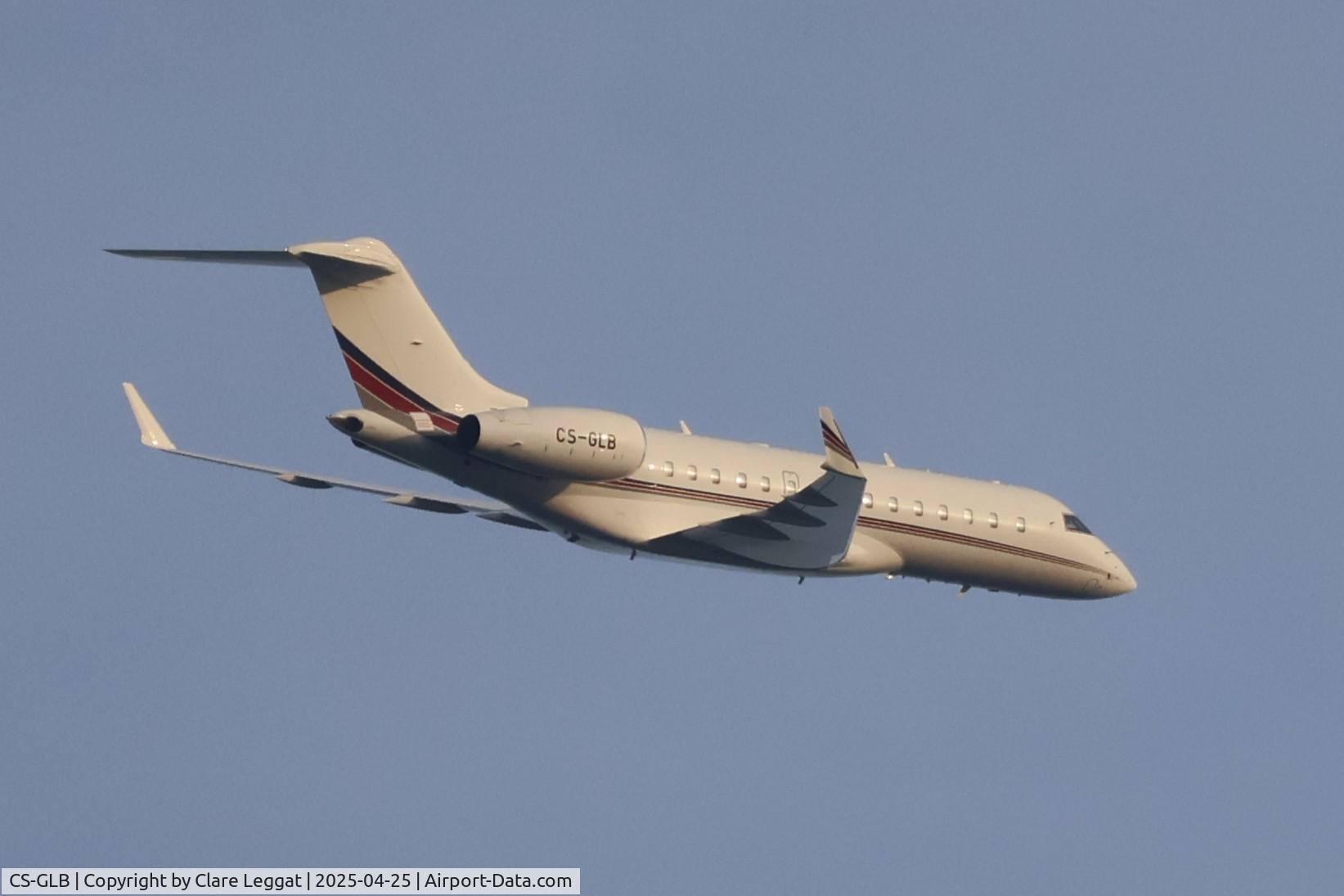 CS-GLB, 2012 Bombardier BD-700-1A10 Global 6000 C/N 9481, Seen over Normandy, Guildford, Surrey UK