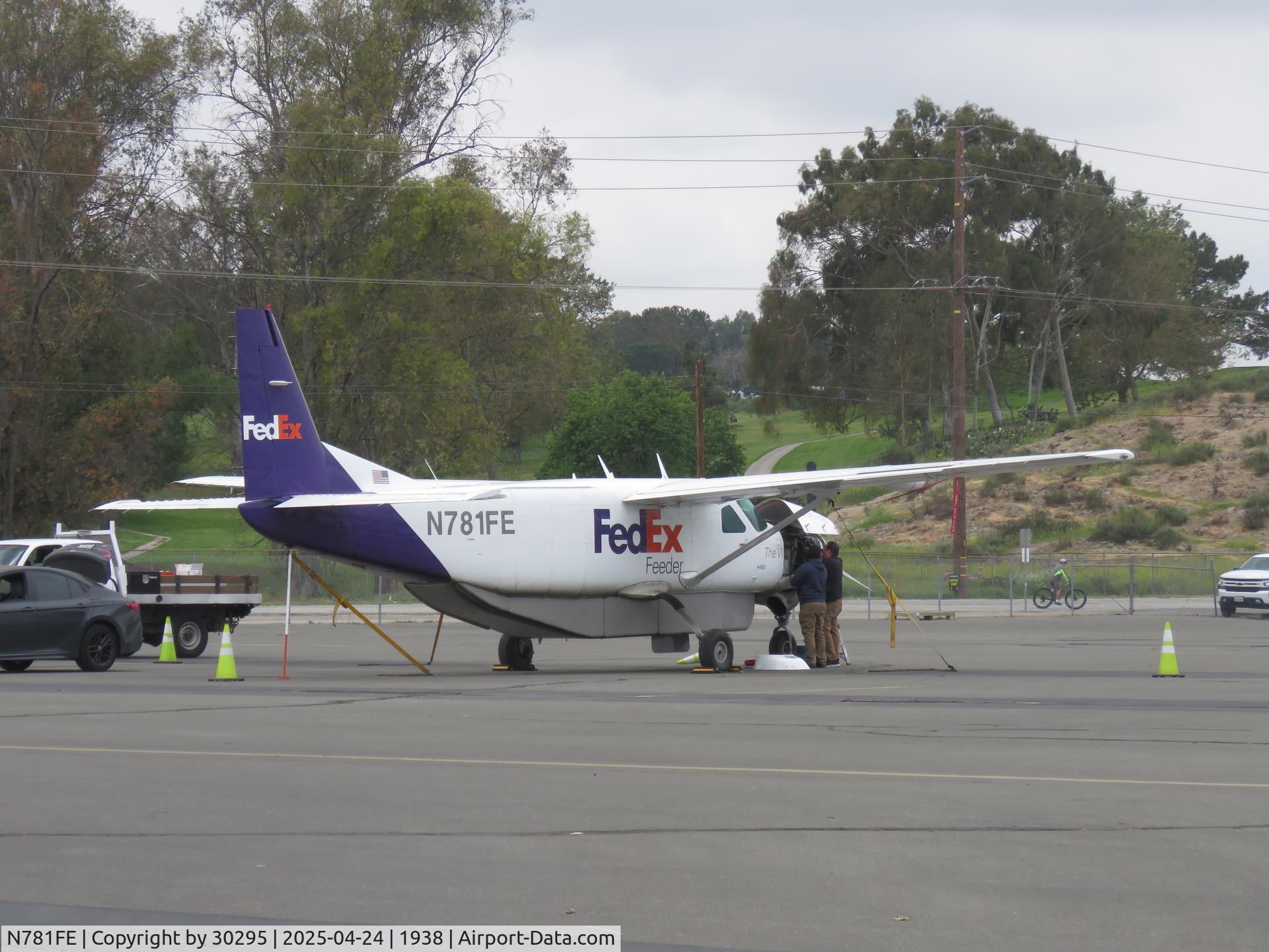 N781FE, 1991 Cessna 208B C/N 208B0278, Being worked on