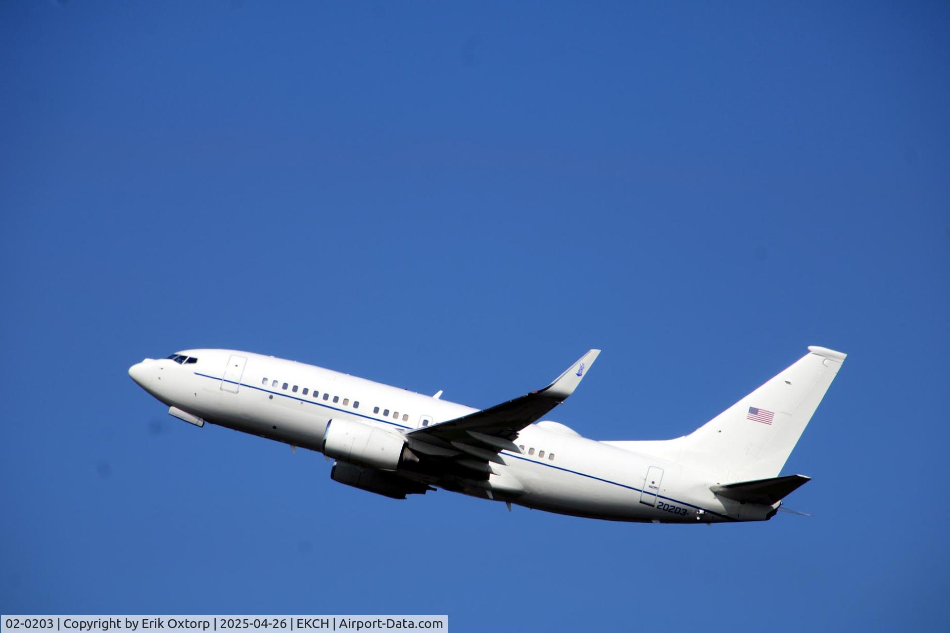 02-0203, 2002 Boeing C-40C Clipper (737-7BC BBJ) C/N 33434, 02-0203 takeoff rw 22R