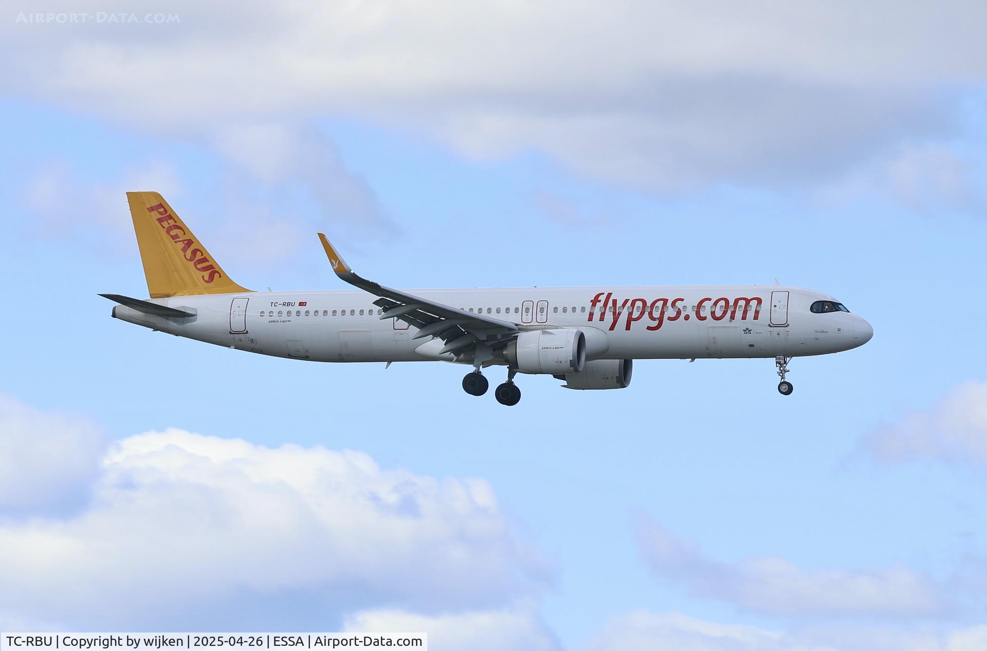 TC-RBU, 2022 Airbus A321-251NX C/N 10917, Rwy 01L