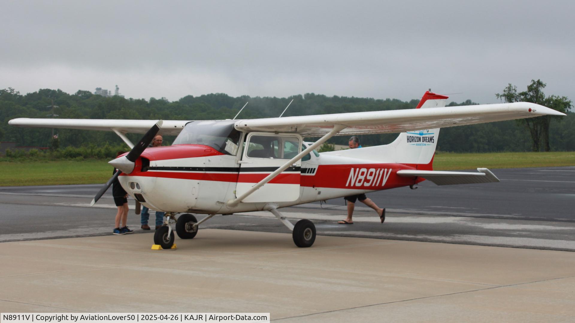 N8911V, 1974 Cessna 172M C/N 17264268, 172M