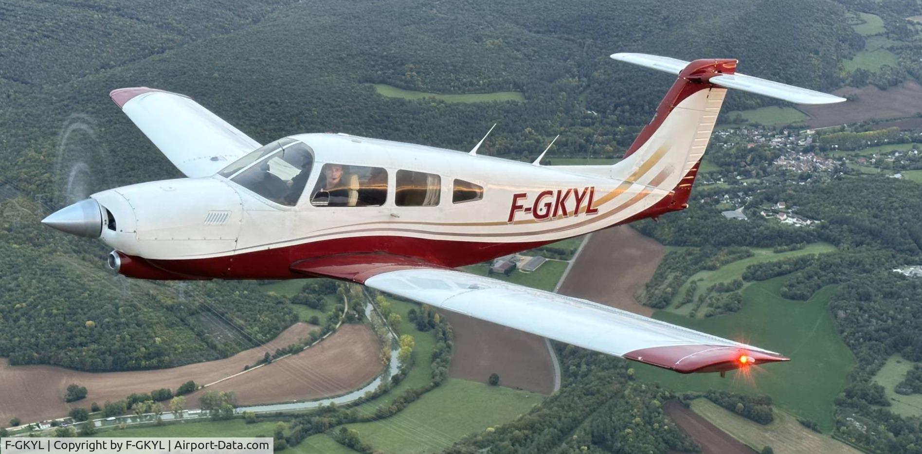 F-GKYL, Piper PA-28RT-201T Turbo Arrow IV C/N 28R7931288, Piper PA-28RT-201T Turbo