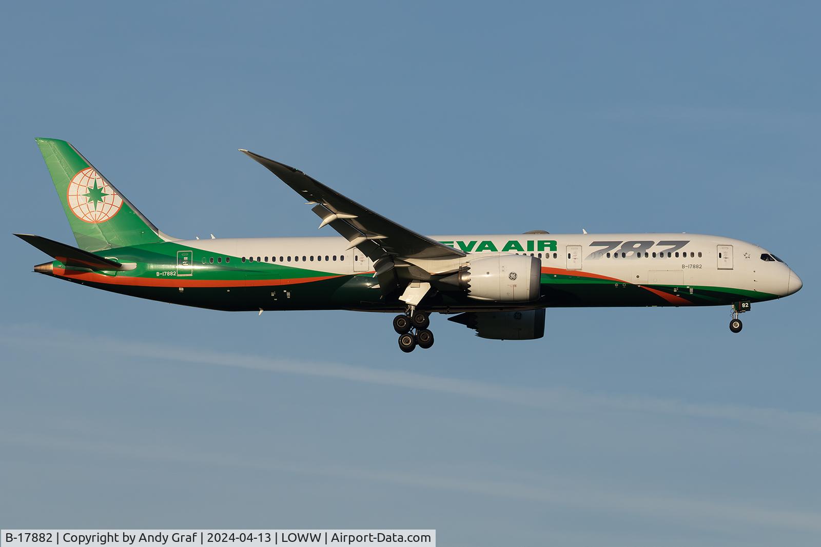 B-17882, 2018 Boeing 787-9 Dreamliner Dreamliner C/N 39298, Eva Air 787-9